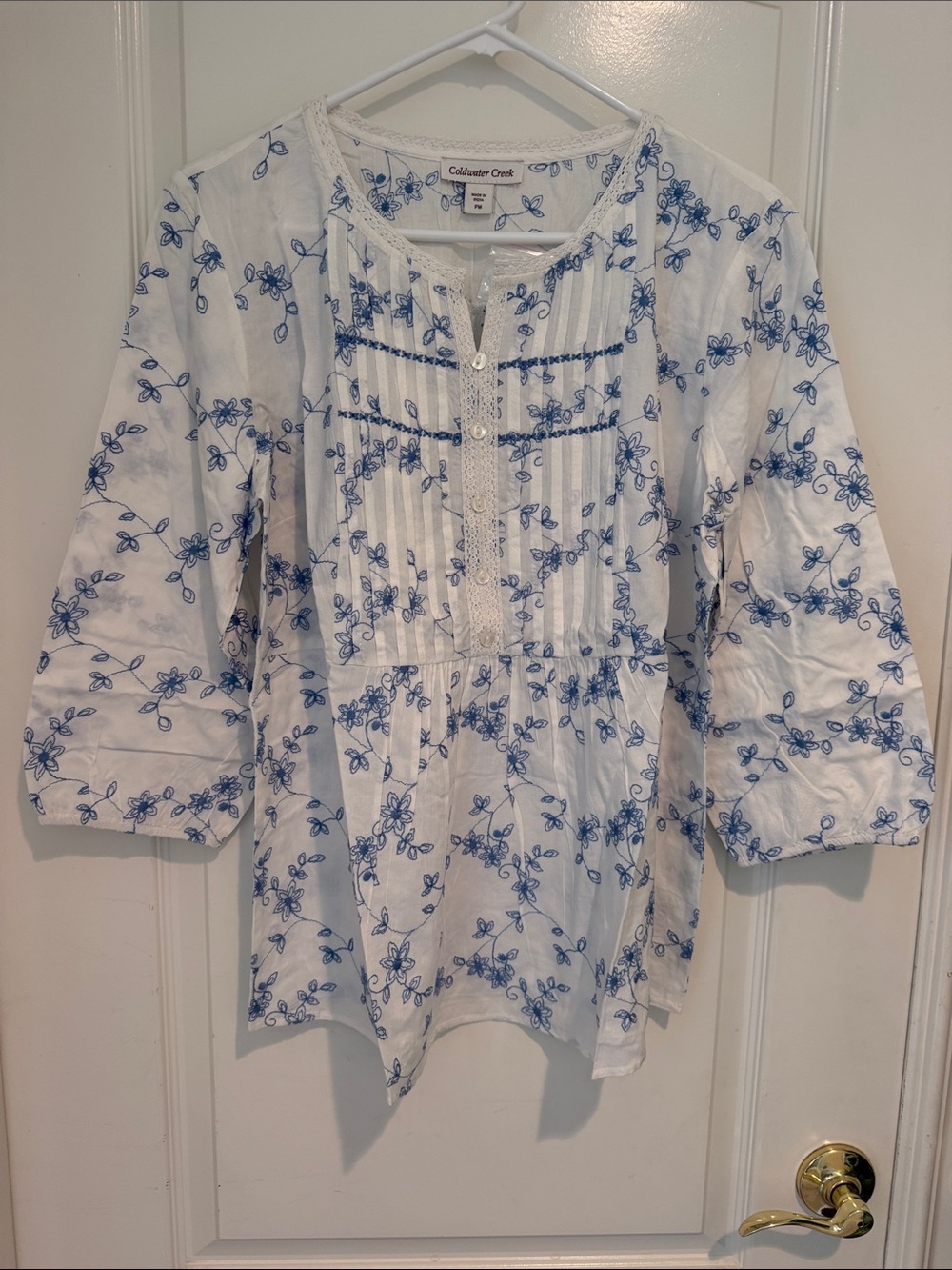 Coldwater Creek White Tunic with Blue Floral Embroidery